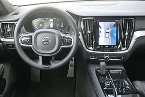 Volvo  Recharge T8 AWD R-Design*PANO*360°*H&K