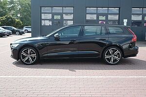 Volvo  Recharge T8 AWD R-Design*PANO*360°*H&K