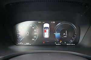 Volvo  Recharge T8 AWD R-Design*PANO*360°*H&K