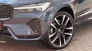 Volvo  T8AWD RC R Design MJ22*LUFT*PANO*360°HK*SHZ