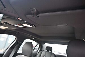 Volvo  B4 Plus Dark*LED*PANO*STHZ*H&K*360*QI*19'