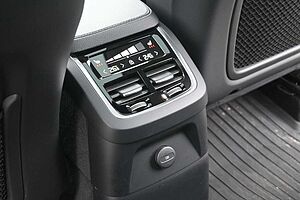 Volvo  T8 AWD Inscrip. Expres. PHEV*AHK*PANO*LUFT*