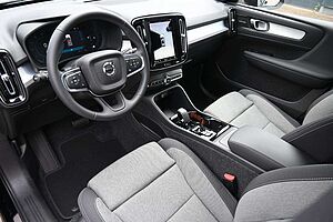 Volvo  B3 DKG Plus Dark*FSHZG*360°*AHK*AllSeason