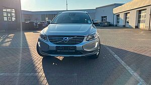 Volvo  Summum D5 AWD*Bi-Xenon*BLIS*DriverAlert*Fou