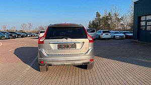 Volvo  Summum D5 AWD*Bi-Xenon*BLIS*DriverAlert*Fou