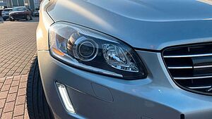 Volvo  Summum D5 AWD*Bi-Xenon*BLIS*DriverAlert*Fou