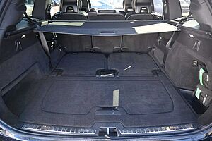 Volvo  D5 AWD R-Design*LUFT*7-Si*PANO*B&W*STHZ*HUD