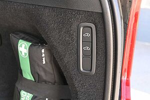 Volvo  D5 AWD R-Design*LUFT*7-Si*PANO*B&W*STHZ*HUD