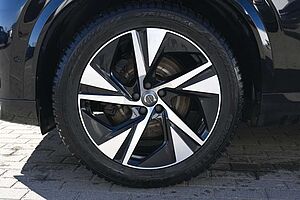Volvo  D5 AWD R-Design*LUFT*7-Si*PANO*B&W*STHZ*HUD