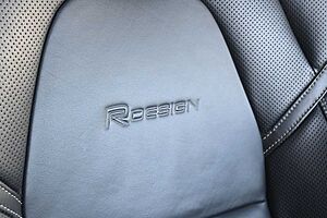 Volvo  D5 AWD R-Design*LUFT*7-Si*PANO*B&W*STHZ*HUD