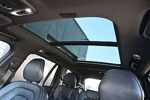 Volvo  D5 AWD R-Design*LUFT*7-Si*PANO*B&W*STHZ*HUD
