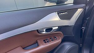 Volvo  Mietkauf*XC90*D5* AWD*PDC*ACC*NAV*SIHZG*LED*7Si