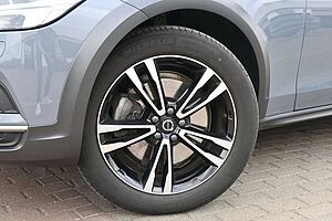 Volvo  V90CC B5 D AWD Pro*HuD*STDHZG*PANO*360°*ACC*AHK