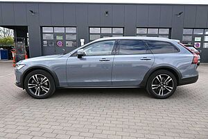 Volvo  V90CC B5 D AWD Pro*HuD*STDHZG*PANO*360°*ACC*AHK