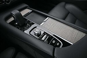 Volvo  V90CC B5 D AWD Pro*HuD*STDHZG*PANO*360°*ACC*AHK