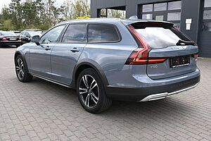 Volvo  V90CC B5 D AWD Pro*HuD*STDHZG*PANO*360°*ACC*AHK