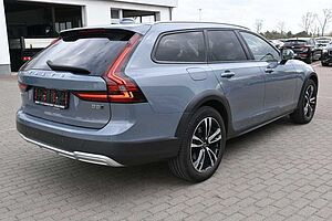 Volvo  V90CC B5 D AWD Pro*HuD*STDHZG*PANO*360°*ACC*AHK