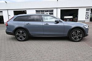 Volvo  V90CC B5 D AWD Pro*HuD*STDHZG*PANO*360°*ACC*AHK