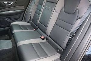 Volvo  Recharge T8 AWD R-Design*PANO*360°*H&K*AHK
