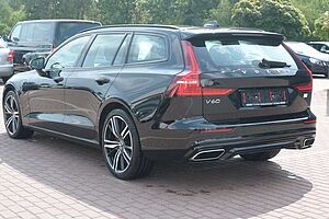 Volvo  Recharge T8 AWD R-Design*PANO*360°*H&K*AHK