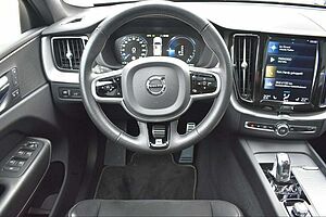 Volvo  T8 R-Design*AWD*RFK*Luft*LED*NAVI*Serv NEU