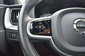 Volvo  T8 R-Design*AWD*RFK*Luft*LED*NAVI*Serv NEU