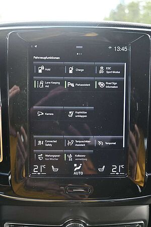 Volvo  T5 PHEV R Design*360°*AHK*H&K*Pilot Assist*