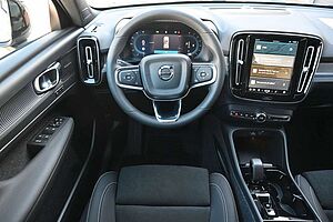 Volvo  B4 Plus Dark*RFK*FSHZG*BLIS*ACC*AHK*Allwett