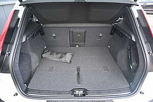 Volvo  B4 DKG Plus Dark*FSHZG*360°*ACC*Allwetter