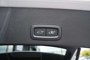Volvo  B4 DKG Plus Dark*FSHZG*360°*ACC*Allwetter