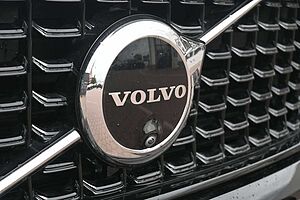 Volvo  B4 DKG Ultimate Dark*360°*STDHZG*BLIS*ACC*