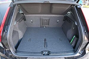 Volvo  B4 DKG Plus Black Edition*FSHZG*360°*ACC