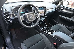 Volvo  B4 DKG Plus Black Edition*FSHZG*360*ACC*AHK