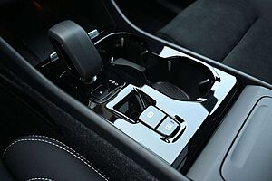 Volvo  B4 DKG Plus Black Edition*FSHZG*360*ACC*AHK