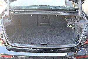 Volvo  B4 Plus Dark*LED*PANO*STHZ*H&K*360*QI*19'