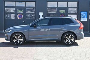 Volvo  B4 AWD Ultimate Dark*LED*PANO*LUFT*STHZ*H&K