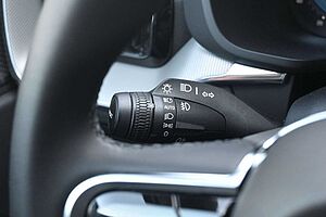 Volvo  B4 AWD Ultimate Dark*LED*PANO*LUFT*STHZ*H&K