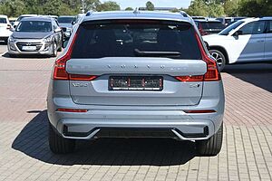 Volvo  B4 AWD Ultimate Dark*LED*PANO*LUFT*STHZ*H&K