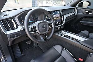 Volvo  B4 AWD Ultimate Dark*LED*PANO*LUFT*STHZ*H&K