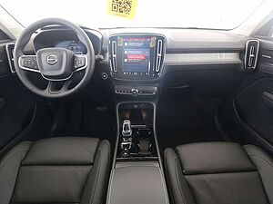 Volvo  B4 DKG Ultra Dark*PANO*FSHZG*360°*ACC
