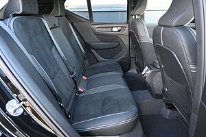 Volvo  B4 DSG Ultra Dark*PANO*RFK*ACC*AHK