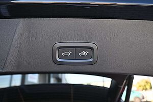 Volvo  B4 DSG Ultra Dark*PANO*RFK*ACC*AHK