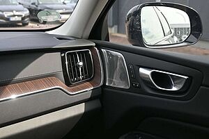 Volvo  B4D AWD Ultimate Dark*LED*LUFT*360*STHZ*H&K