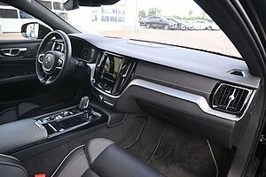 Volvo  T6 AWD Recharge RDesign*LED*PANO*HUD*360*H&K