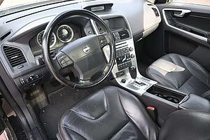 Volvo  D5 AWD AUT*Summum*PANO*BLIS*DYNAUDIO*AHK