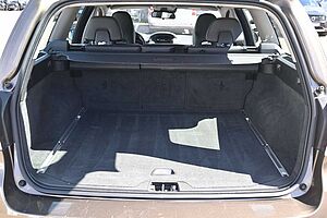 Volvo  D4 Schalter Classic*NAVI*STHZ*