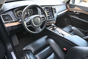 Volvo  D5 AWD Autom. Inscription*LUFT*PANO*AHK