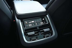 Volvo  D5 AWD Autom. Inscription*LUFT*PANO*AHK