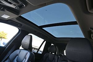 Volvo  D5 AWD Autom. Inscription*LUFT*PANO*AHK