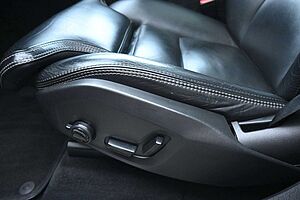 Volvo  D5 AWD Autom. Inscription*LUFT*PANO*AHK